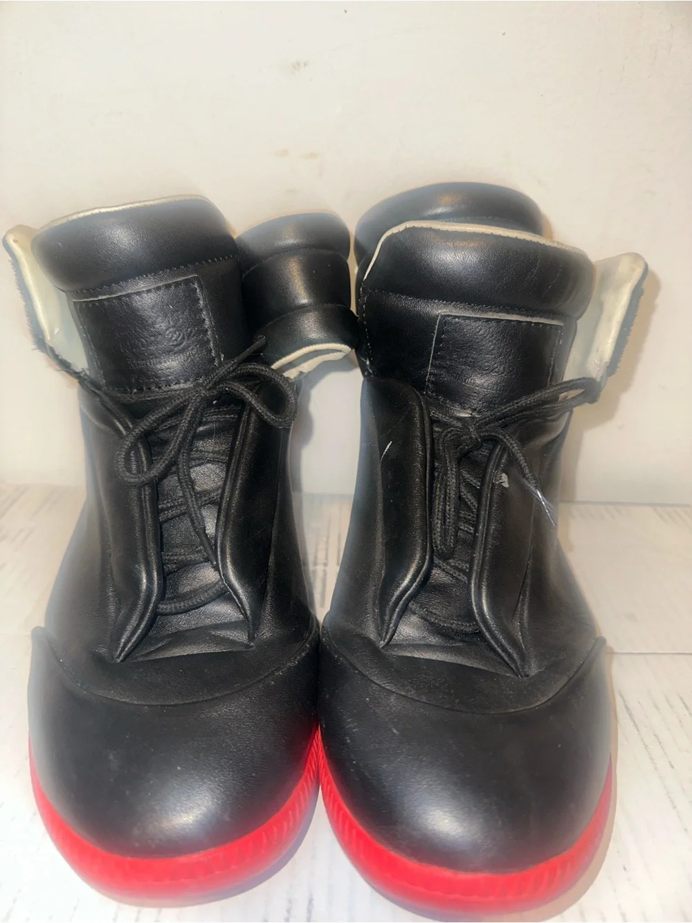 AUTHENTIC Maison Margiela Future Red Black Men’s Size 9.5 High Top MMM
